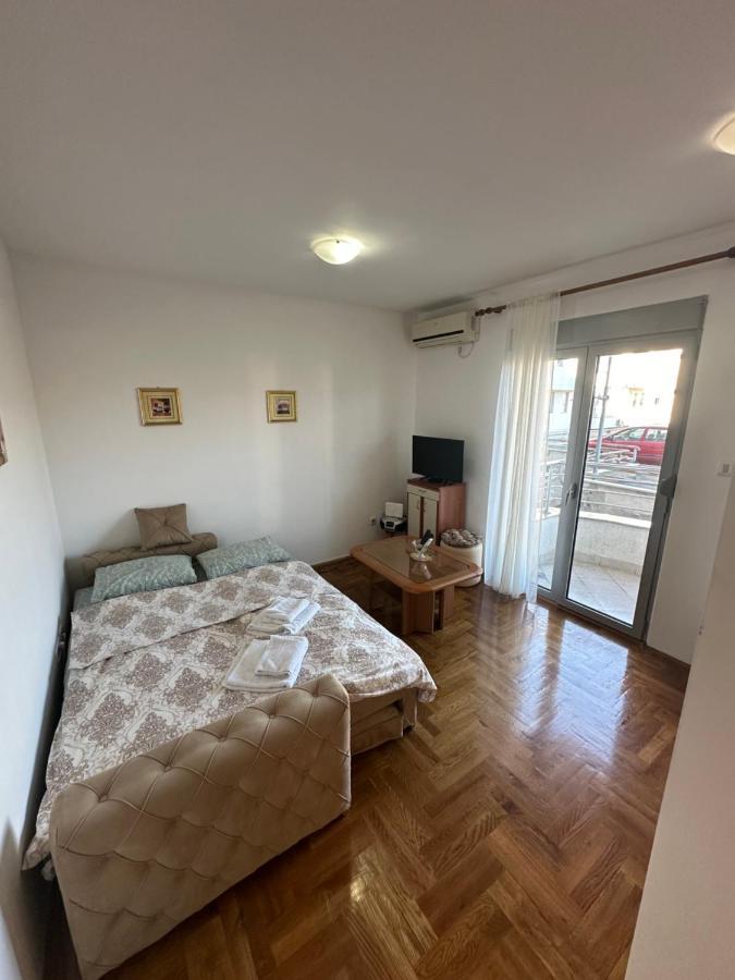 Apartment Stex 4 Podgorica Buitenkant foto
